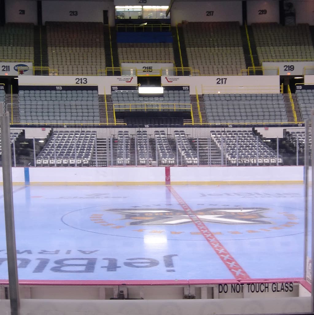 NHL Opening Night 2026-27: Five Games, a Cup Banner, an 84-Game Season
