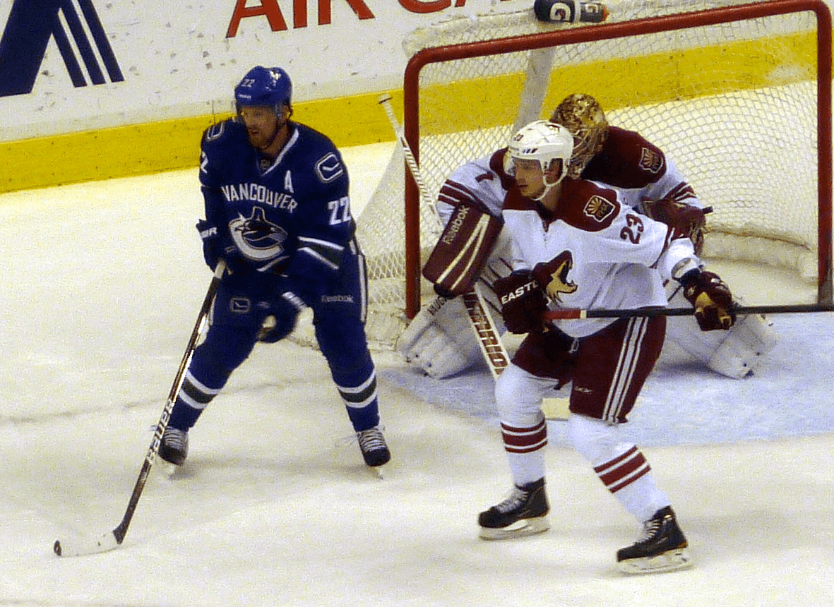 Oliver Ekman-Larsson Injury Tests Leafs Defence as Edvinsson Market Heats Up