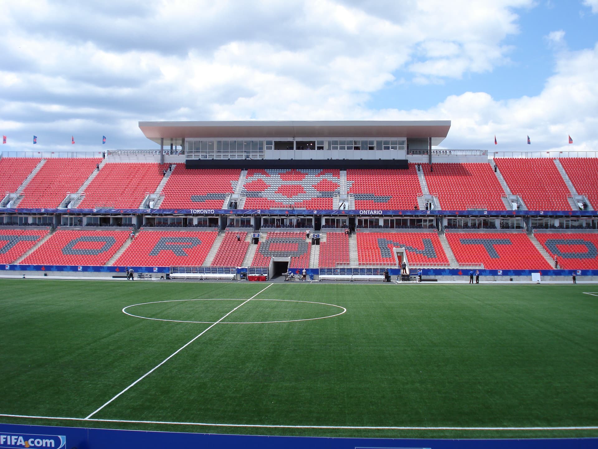 The NHL Skipped Toronto Again: No Maple Leafs Outdoor Game in 2027